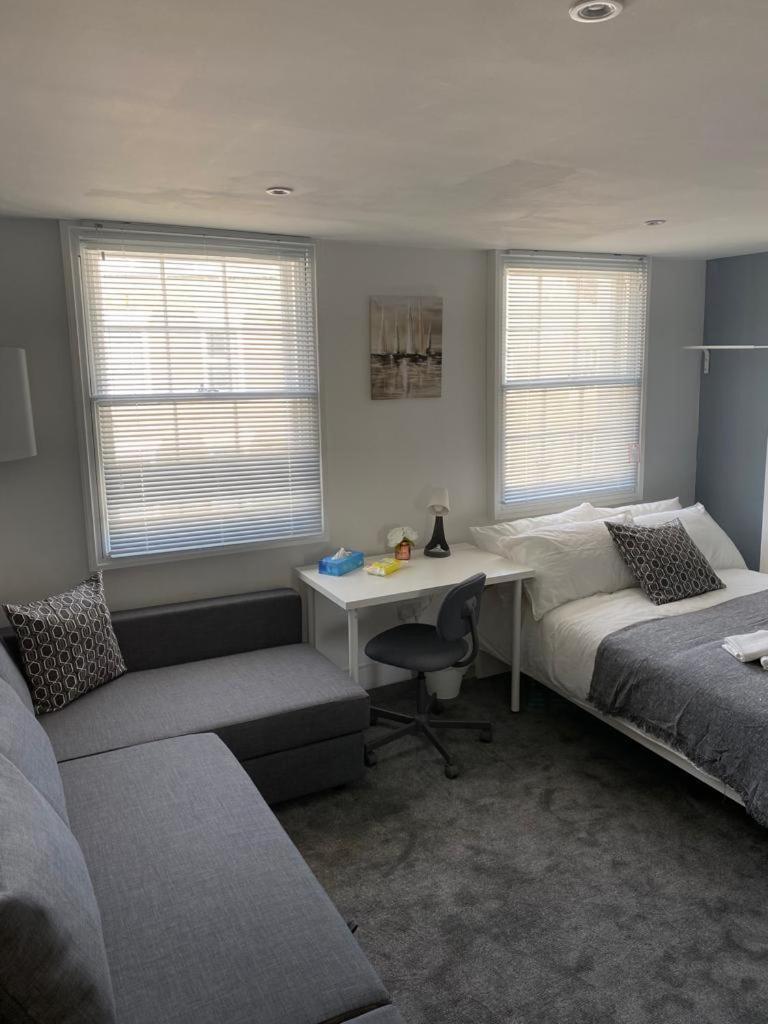 Quarto em Acomodações Particulares Comfy Private Bedrooms In Euston, *