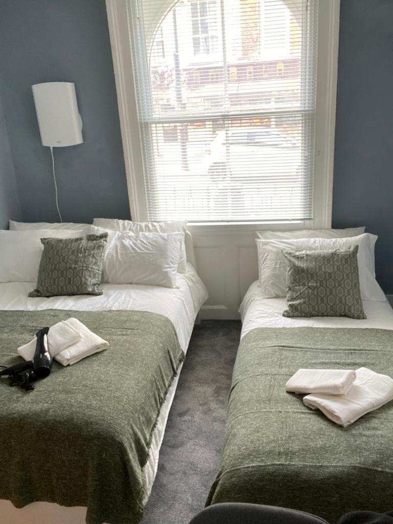 Comfy Private Bedrooms In Euston, Quarto em Acomodações Particulares